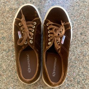 Womens lace up shoes